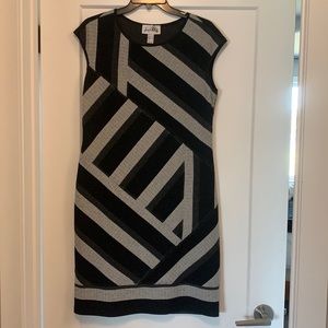 Joseph Ribkoff knee length sleeveless dress